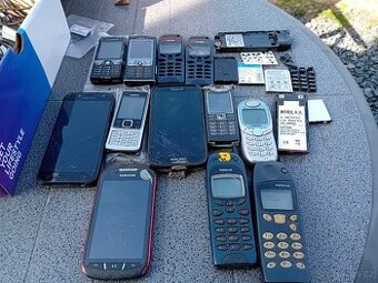 Prodam staré mobily