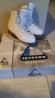 Krasobruslařské brusle