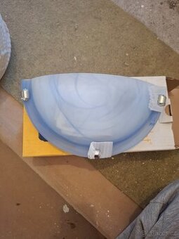 Nové nástěnné světlo