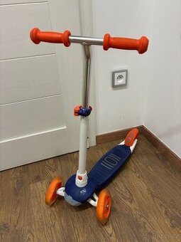 Oxelo trikolova kolobezka