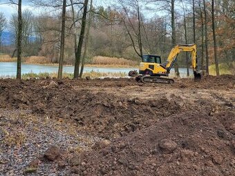 Pronajmu pozemek u vody