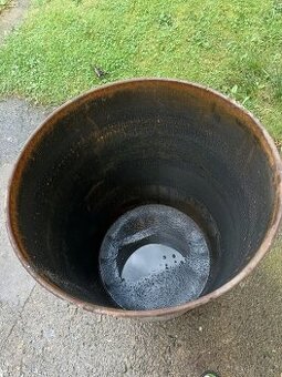 Plechový sud na dešťovou vodu