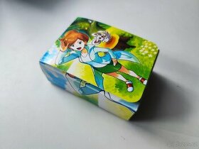 Pokemon plastová krabička na karty - Professor Juniper