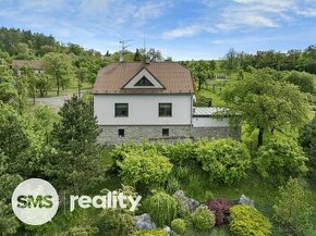 Prodej rodinného domu 224 m², pozemek 1585 m² v Hranicích, U