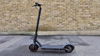 Elektrokoloběžka Xiaomi Mi Scooter 3