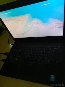 Notebook značky dell
