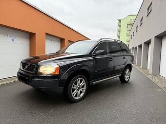 Volvo XC90 2.4 D5 7-mi místné
