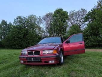 BMW 325 i sedan samon