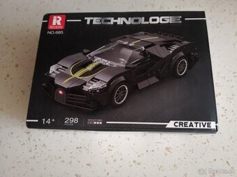 Stavebnice závodní auto černé