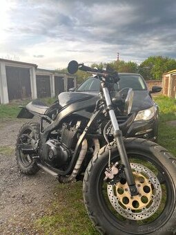 Suzuki GS500 Caffičko