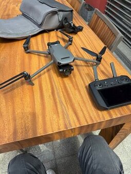 DJI Mavic 3 Cine Fly More Combo - 1