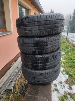 Pneu 205/55R16