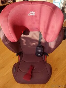 Autosedacka römer kidfix III M 15-36 kg