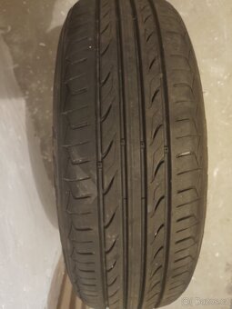 Prodán zánovní letní pneu 155/70/13