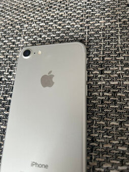 Prodam iPHONE 7 128GB