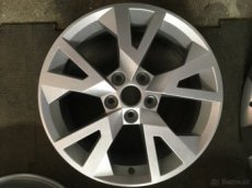 Koupím tento jeden disk originál škoda 17et 45