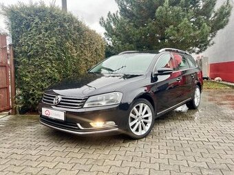 Volkswagen Passat 2,0 TDi DSG HIGHLINE / NAVI / 2013