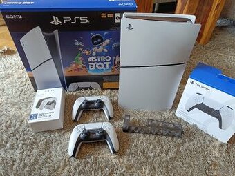 PS5 SLIM +2x ovladač +1 rok PS+PREMIUM +EA PLAY zár.5/2027