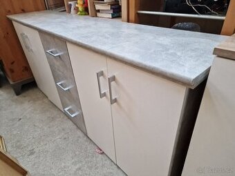 Komoda Lamino Moderní 39x117 výška 81 cm