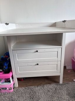Přebalovací stůl/komoda IKEA