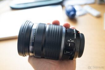 Olympus ED 12-100 mm f/4 IS Pro