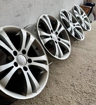 SADA ALU KOL MAM 5x112 16” 7,5Jx16H2 ET45, střed 57.1/66.6mm