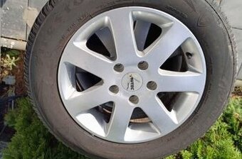 195/65r15 zimní pneu včetně alu disku