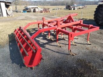 Podrývák / Podmítací stroj