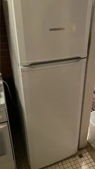 Lednice s mrazákem LIEBHERR