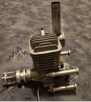 Rc motor / Rc model / DL-50 benzínový motor