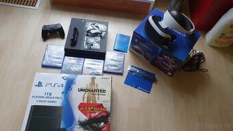 SONY PlayStation 4 + PlayStation VR + PS CAMERA + HRY