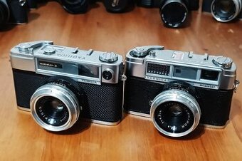 Dva fotoaparáty YASHICA Minister