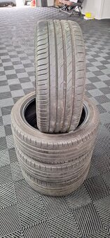 NEXEN 235/45/18 98Y DOT 0725 - 1