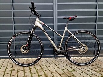 (26) Dámské Crossové/Trekingové kolo Merida 28"