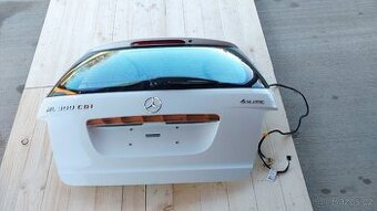 MERCEDES ML W164 – DVEŘE KUFRU BÍLÉ