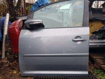 Vw touran  dveře barva LA7W velmi pěkné a jiné ND