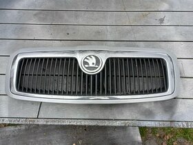 maska,mřížka chladiče škoda superb 1 stříbrná 9102+nový znak