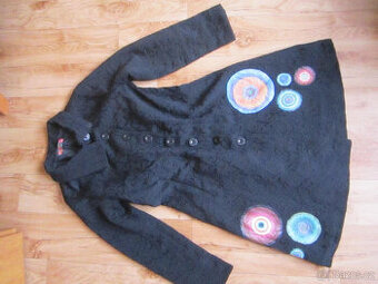 Kabát zn. Desigual, vel. L/40 až XXXL/46, černý, jaro/podzim
