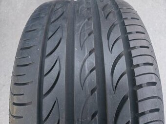 Pirelli 235/35/R19