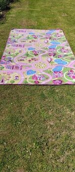 Dětský růžový koberec play home