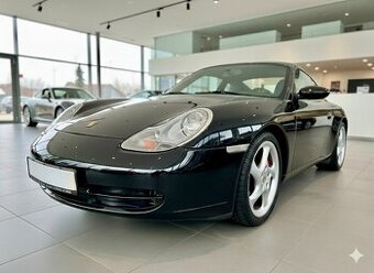 Porsche 911 Carrera 996 Nephrite Green interér