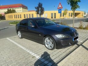 BMW E90 330D - 1