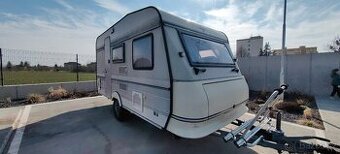 Karavan hobby 420 Deluxe + solar