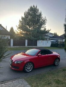 Audi TT cabrio roadster 2.0tfsi top