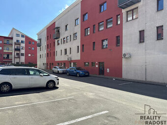 Prostorný byt 2+kk ve Vyškově na Smetanově nábřeží – 67 m², 