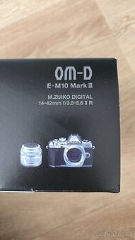 Olympus OM-D mark III + objektiv M.Zuiko 14-42 f/3.5 -5,6 II