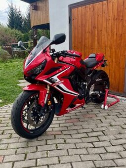 Honda CBR650R - 35kW