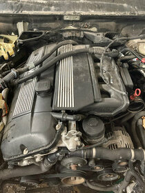 BMW MOTOR M54B22 e46 e60 e39 2,2L 125kw
