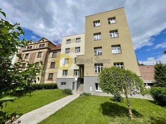 Prodej prostorného byt 2+1, balkon, komora, sklep, Strakonic