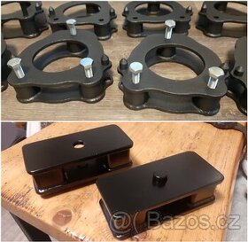 Zvedací podložky / Zvýšení podvozku / Lift Kit